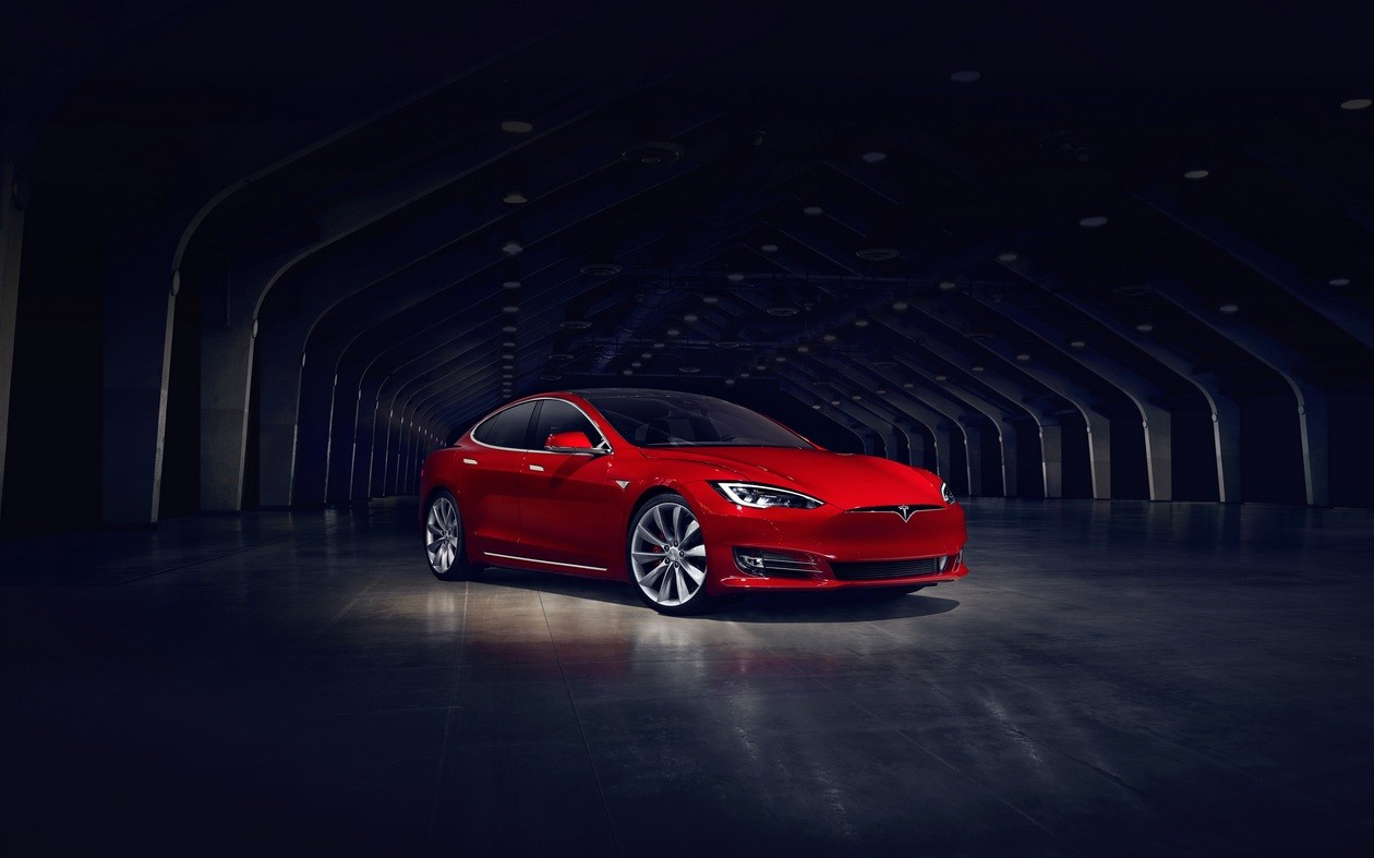 Chinese internet giant Tencent buys 5% stake in Tesla