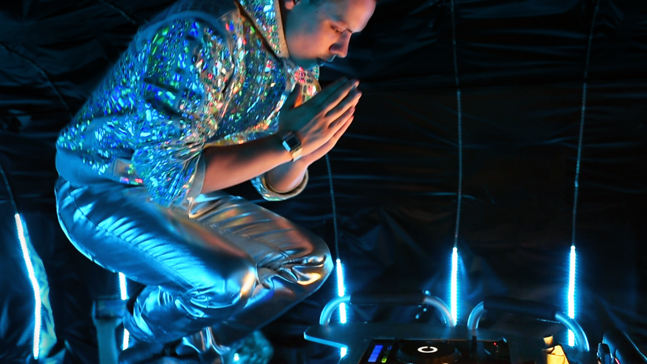 Desporados targets music lovers with zero gravity music festival stunt