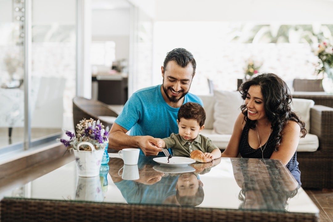 The 2021 Hispanic Market Report: actionable insights for marketers - Vimarsana News