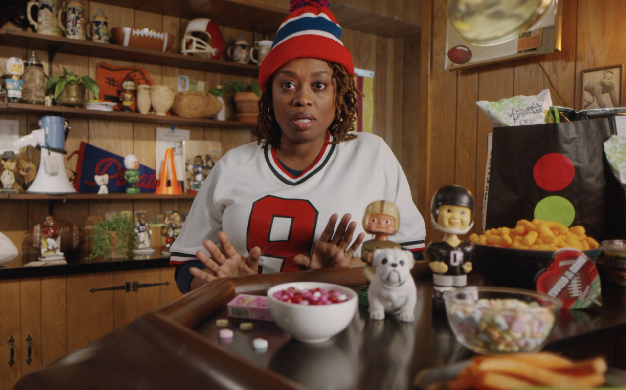 A PSA from Stop & Shop: Valentine's Day is the day after the Super Bowl - Vimarsana News